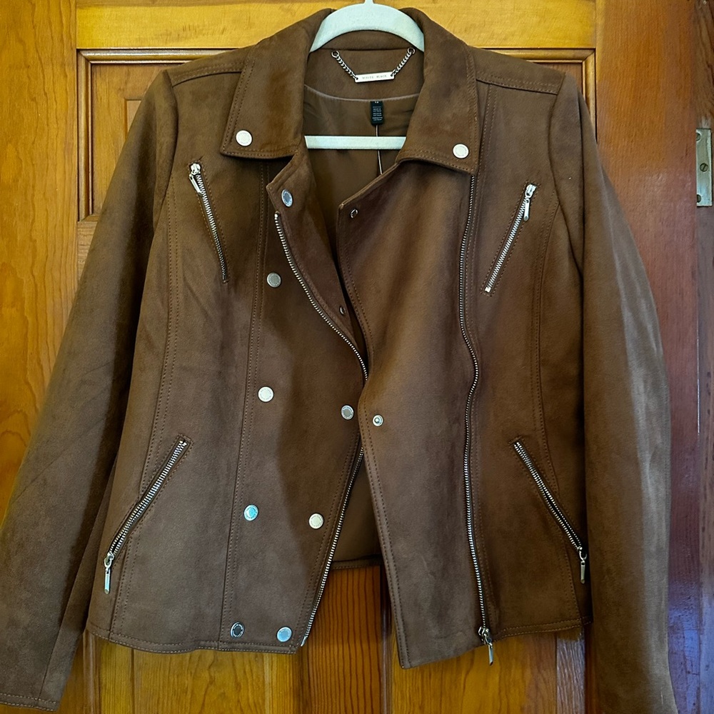 New with tags! Never worn faux suede jacket